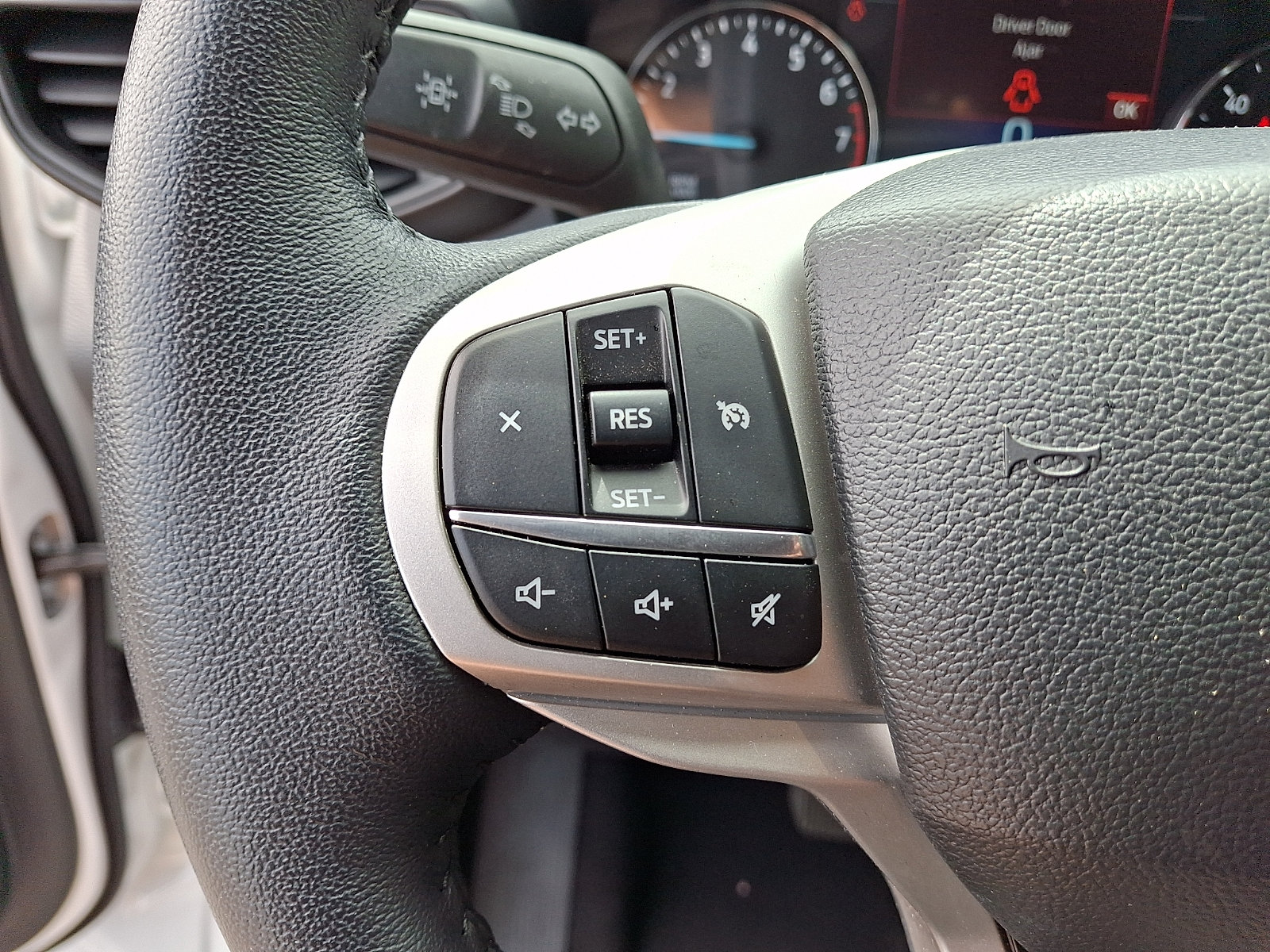 Certified 2024 Ford Explorer XLT AWD/4WD image 21