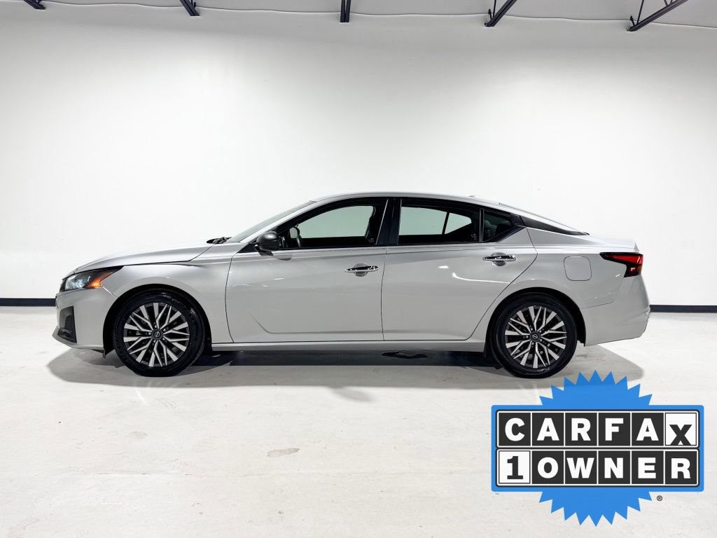 Used 2024 Nissan Altima 2.5 SV image 6