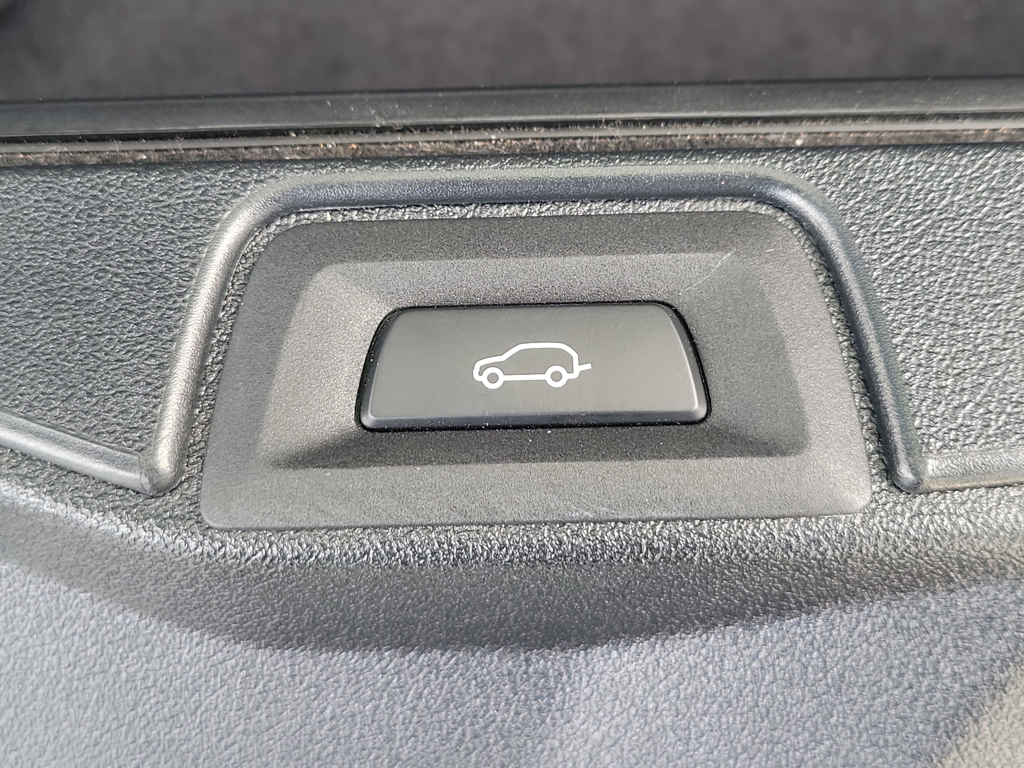 Used 2022 BMW X5 sDrive40i w/ Premium Package image 8