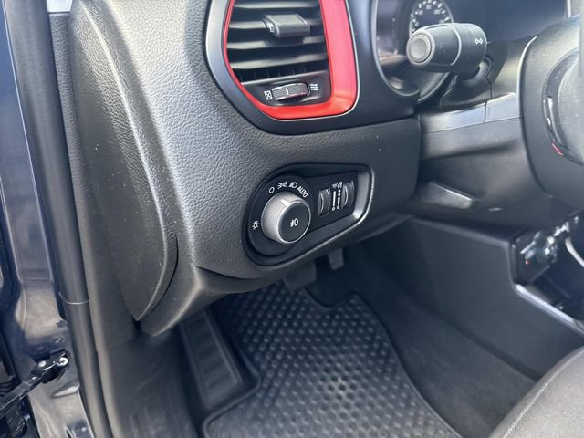 Used 2023 Jeep Renegade Trailhawk AWD/4WD image 24