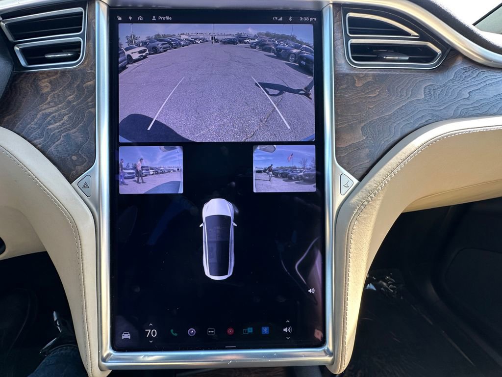 Used 2017 Tesla Model X 90D image 16