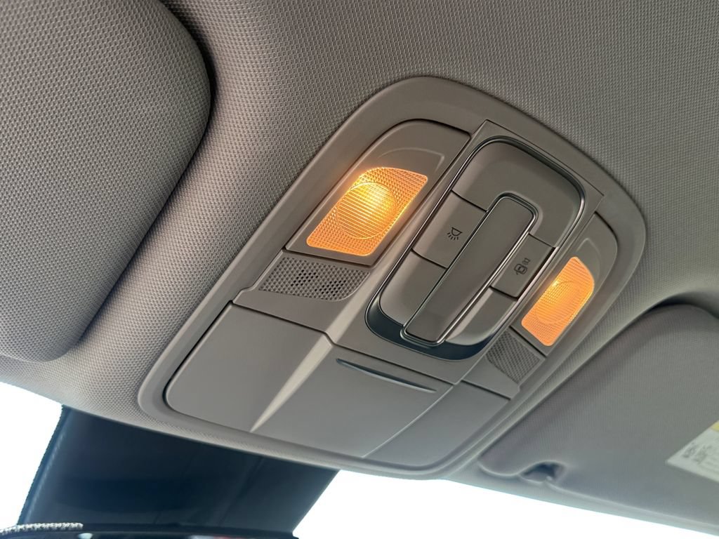 Used 2019 Hyundai Santa Fe SE AWD/4WD image 21