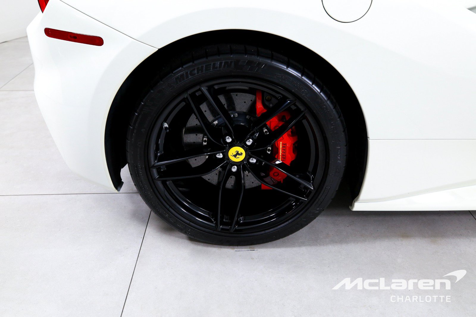 Used 2019 Ferrari 488 GTB RWD image 26