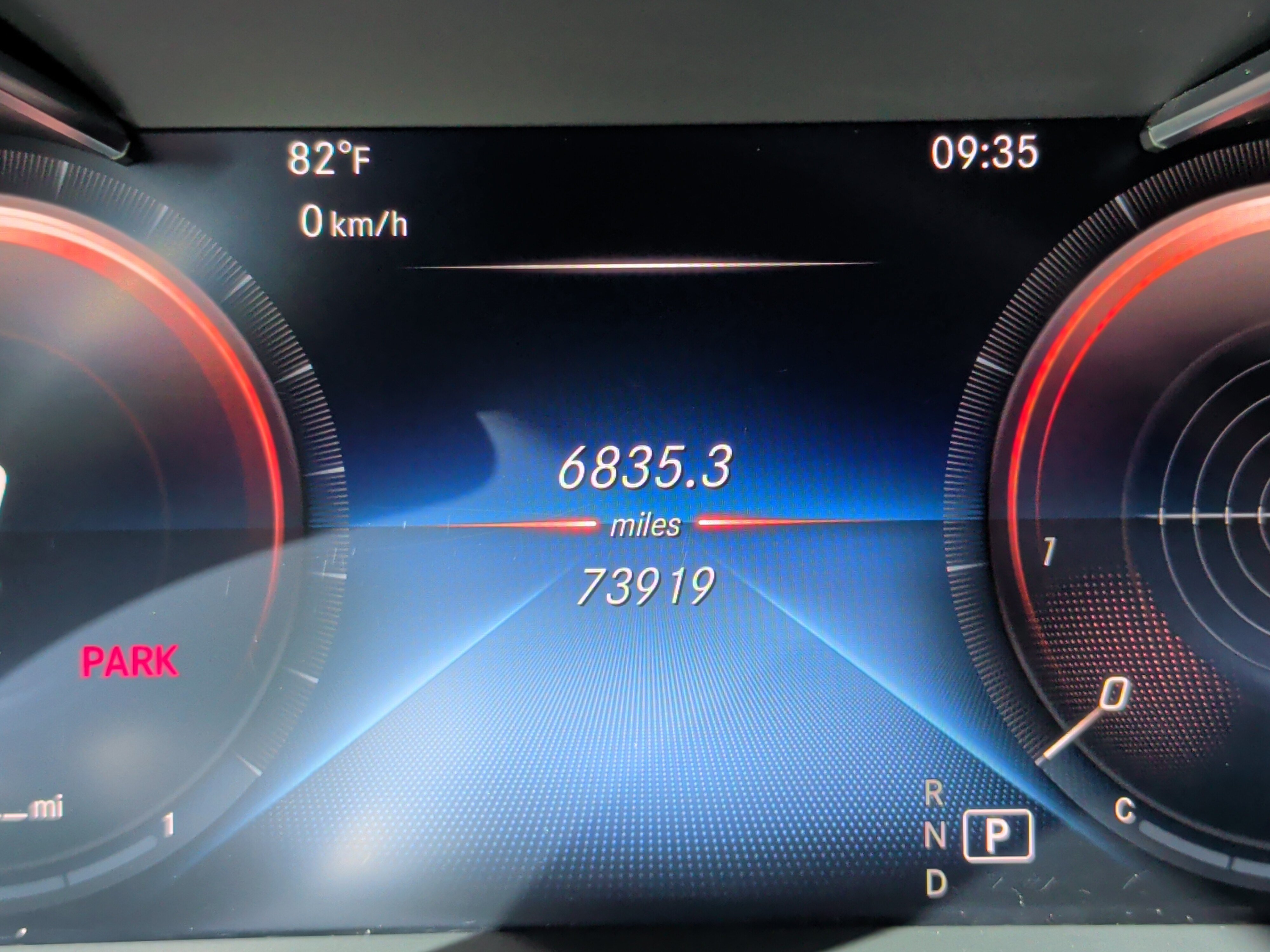 Used 2021 Mercedes-Benz GLC 300 4MATIC Coupe image 15