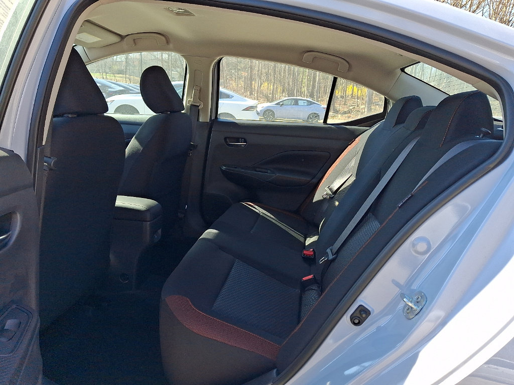 New 2025 Nissan Versa SR FWD image 5