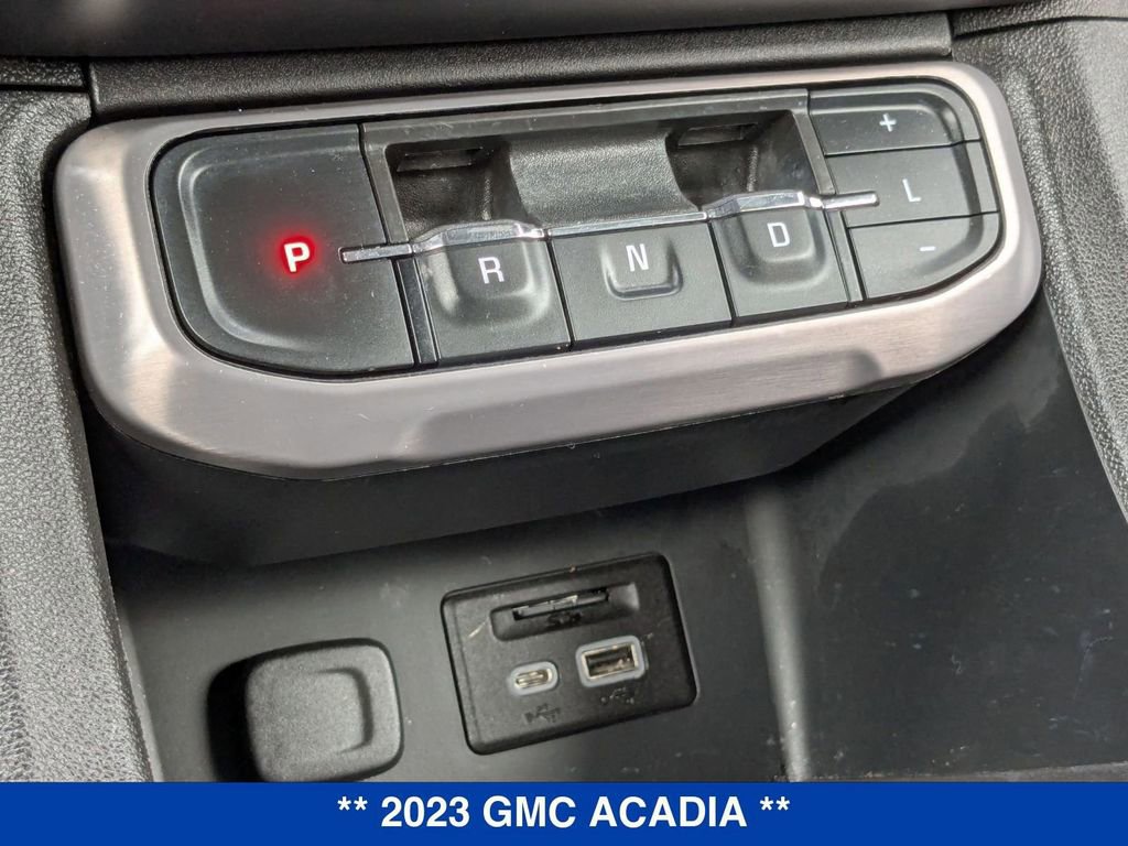 Used 2023 GMC Acadia AT4 w/ Technology Package image 29