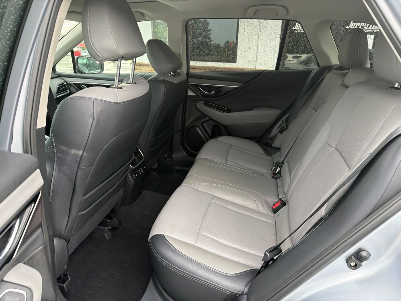 Used 2024 Subaru Outback Limited AWD/4WD image 6