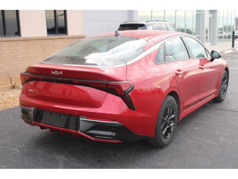 Used 2025 Kia K5 LXS image 3