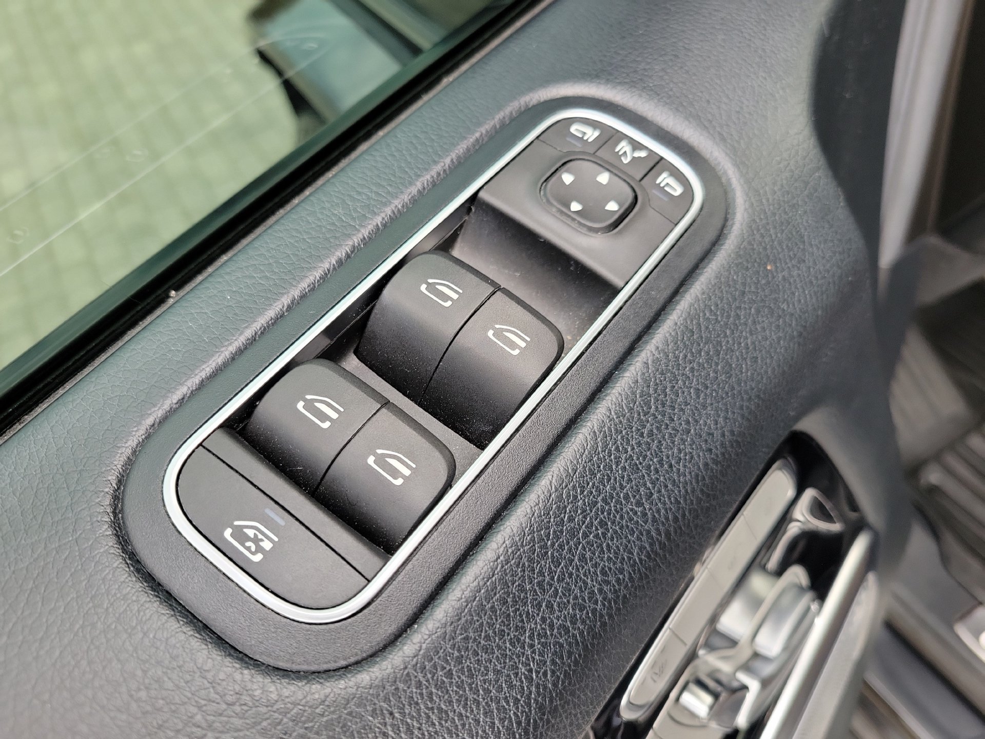 Used 2020 Mercedes-Benz G 550 image 21