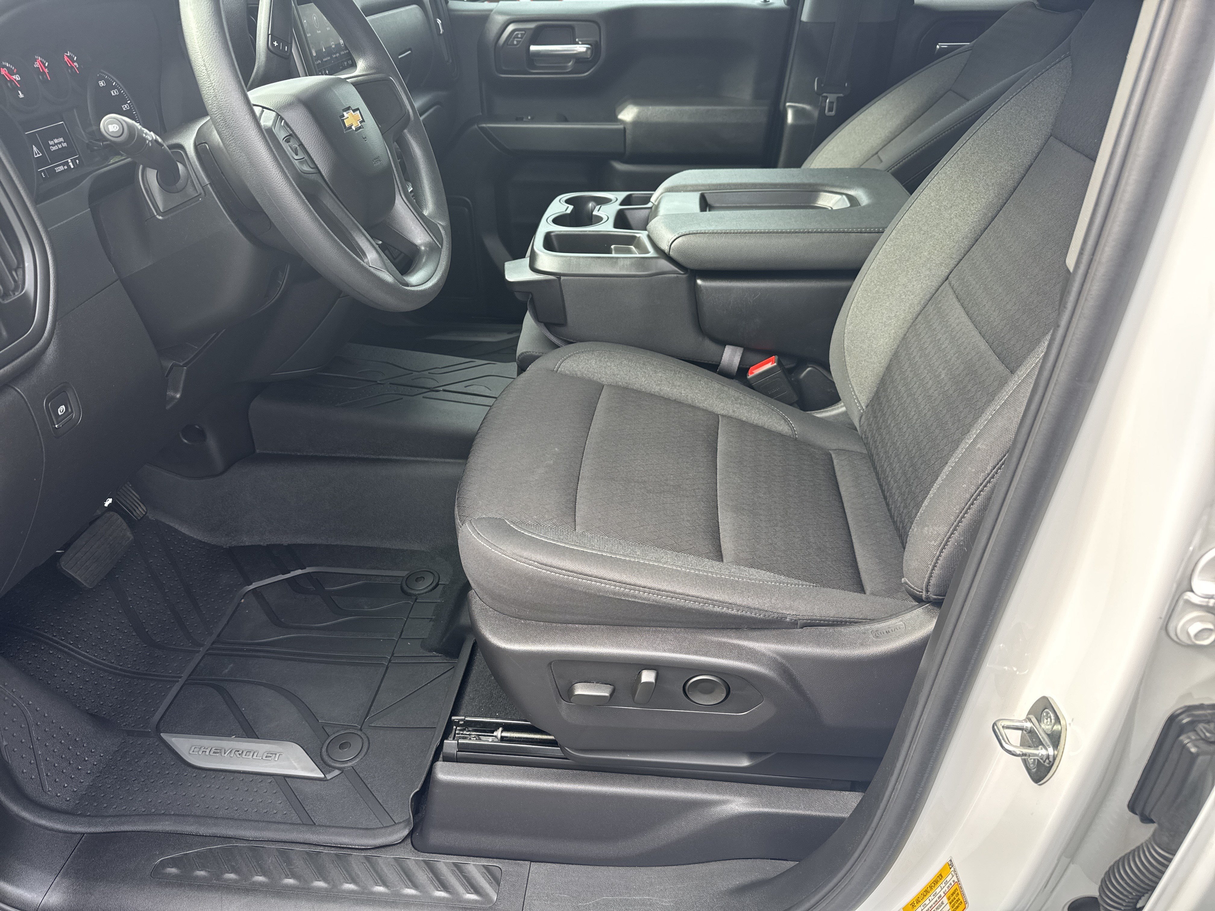 Certified 2024 Chevrolet Silverado 1500 Custom RWD image 9