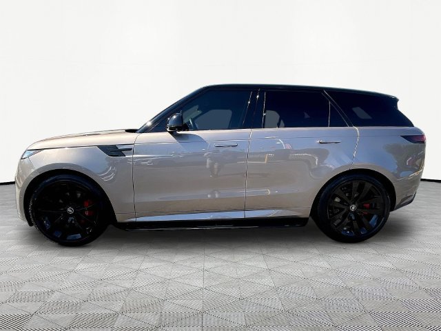 Used 2023 Land Rover Range Rover Sport SE Dynamic AWD/4WD image 4