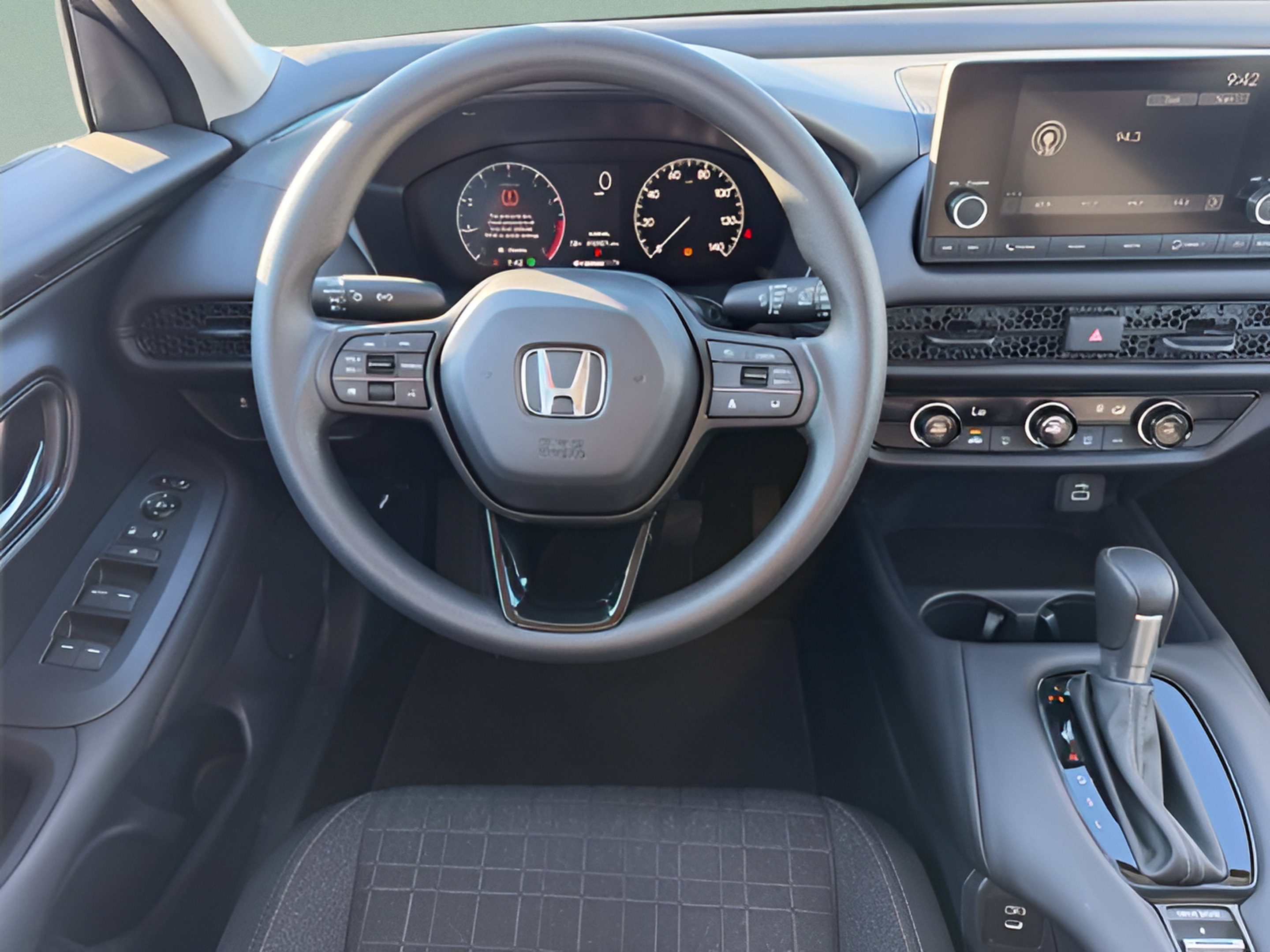 Certified 2025 Honda HR-V LX image 12