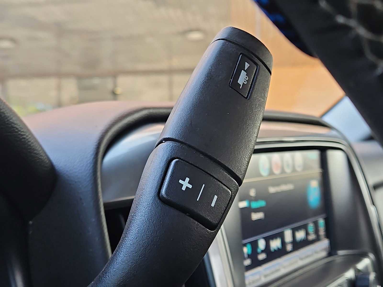 Certified 2018 Chevrolet Silverado 1500 LT w/ All Star Edition image 32