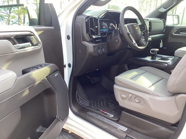 New 2026 Chevrolet Silverado 1500 LTZ w/ LTZ Premium Package image 9