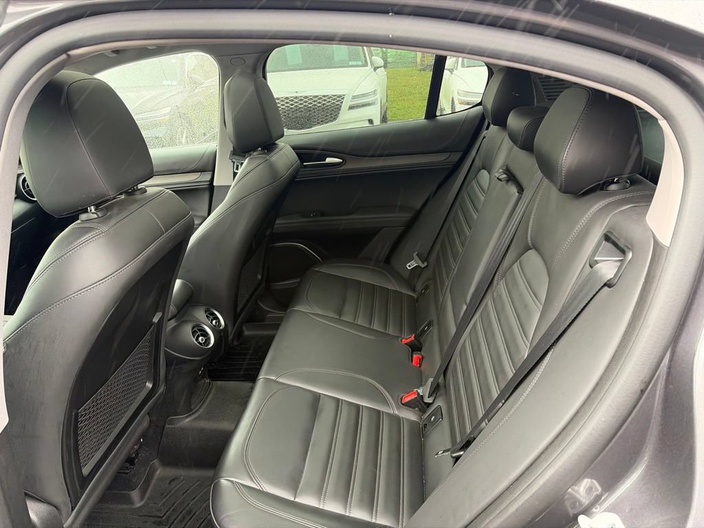 Used 2018 Alfa Romeo Stelvio Ti Lusso AWD/4WD image 19