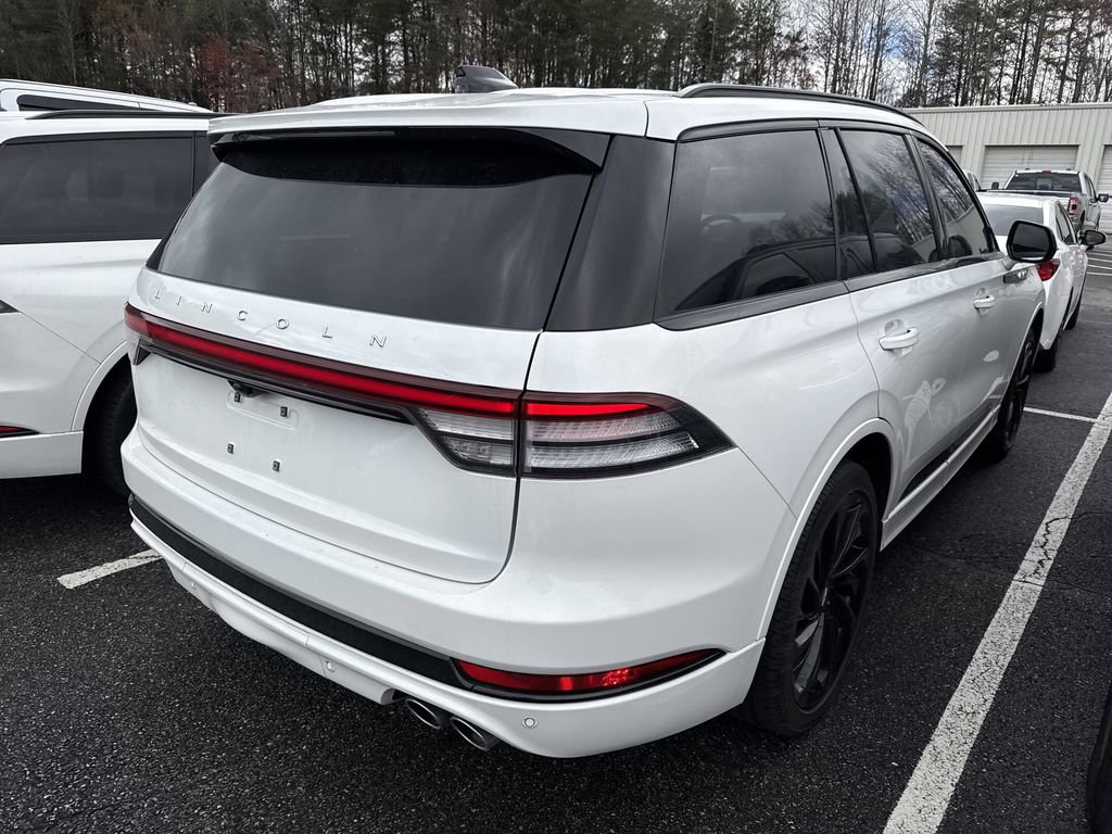 Used 2025 Lincoln Aviator Reserve w/ Equipment Group 201A image 17
