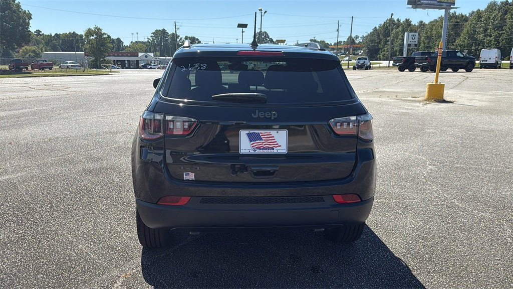 New 2026 Jeep Compass Limited image 7