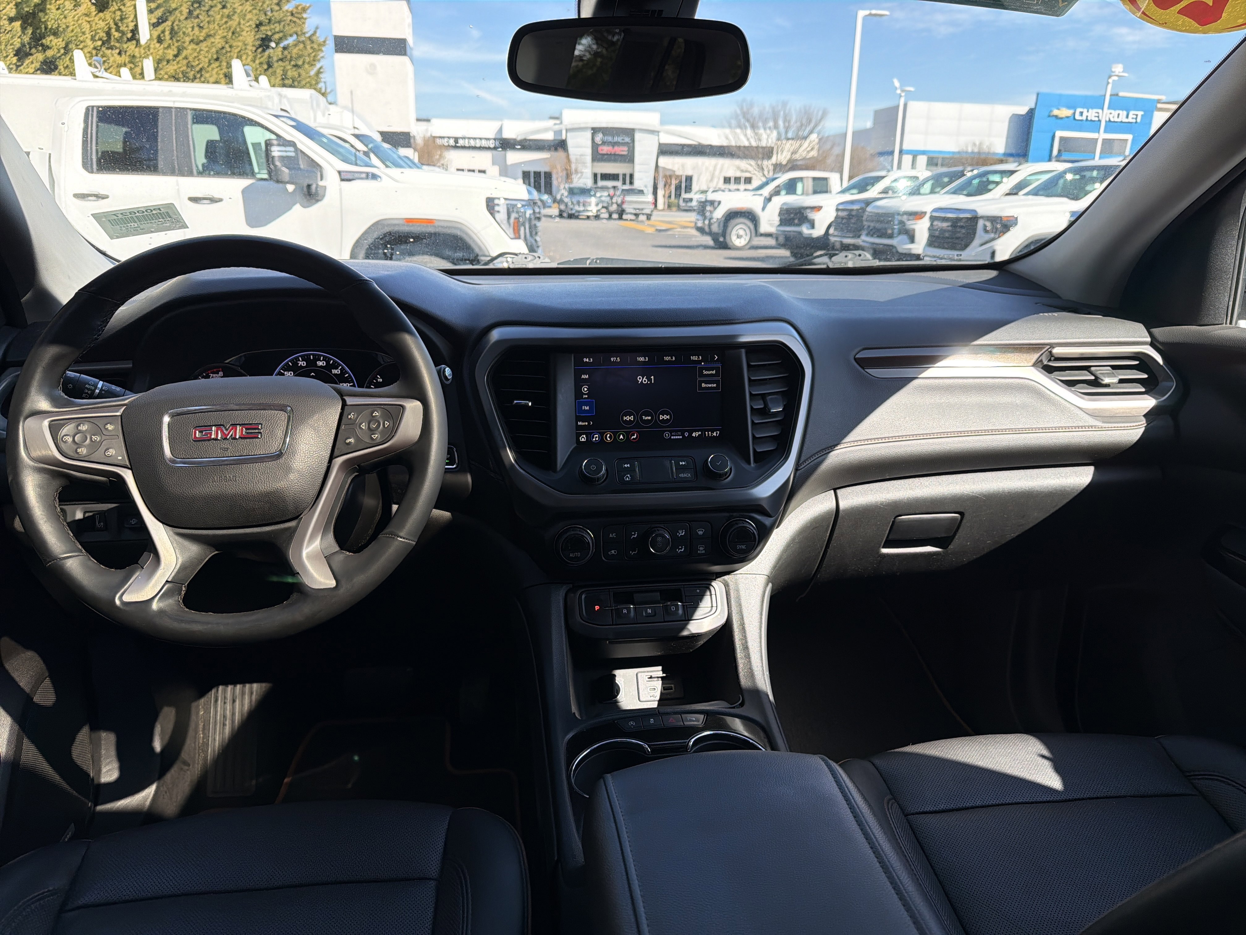 Used 2023 GMC Acadia AT4 w/ Technology Package image 28