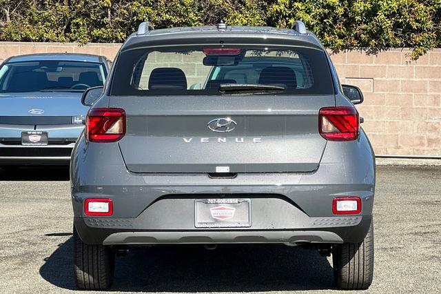 New 2026 Hyundai Venue SEL image 7