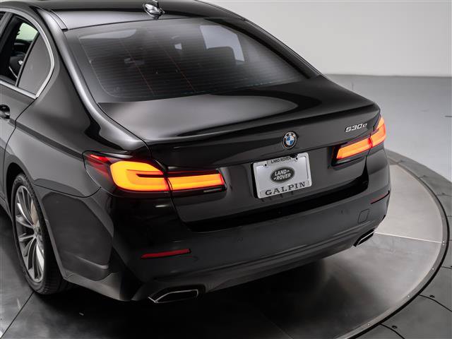 Used 2021 BMW 530e w/ Convenience Package RWD image 31
