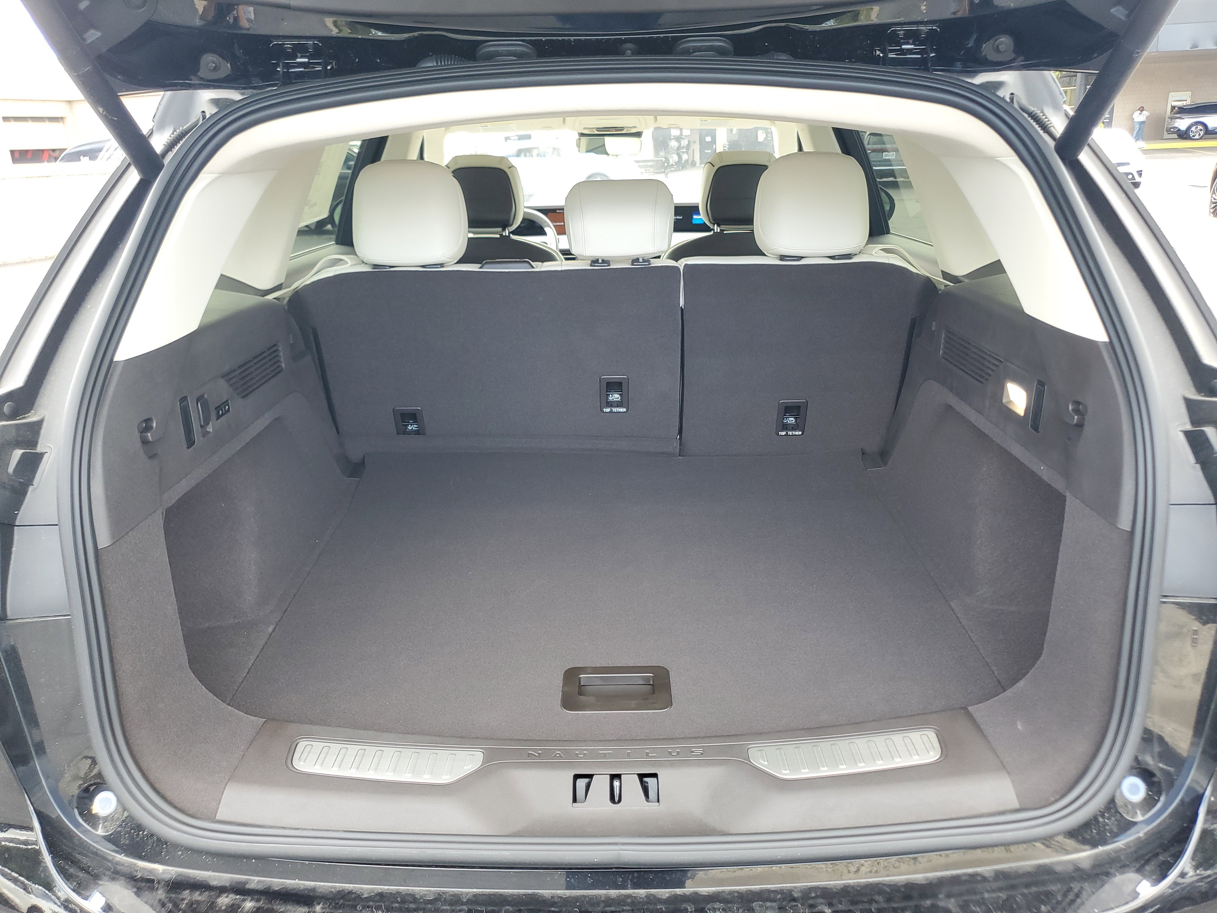 New 2025 Lincoln Nautilus Black Label image 31