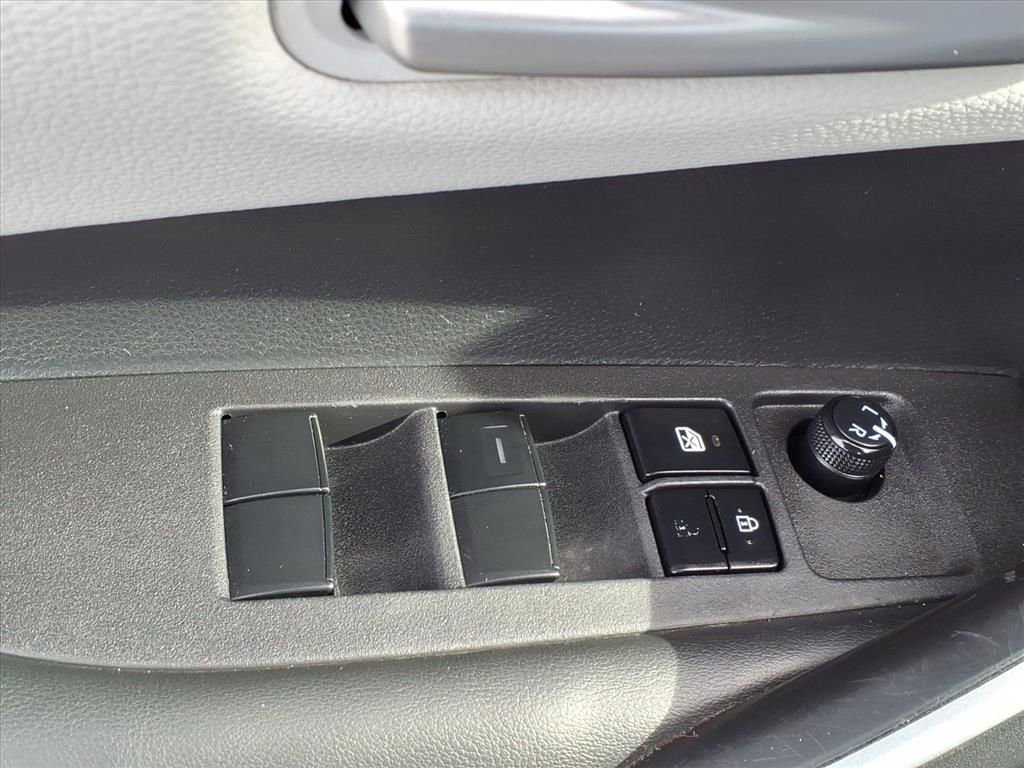 Used 2024 Toyota Corolla SE FWD image 12