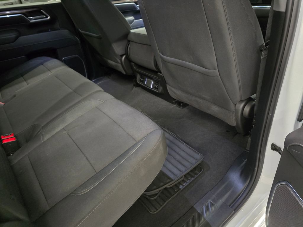 Used 2025 Chevrolet Silverado 2500 LT w/ Convenience Package image 40