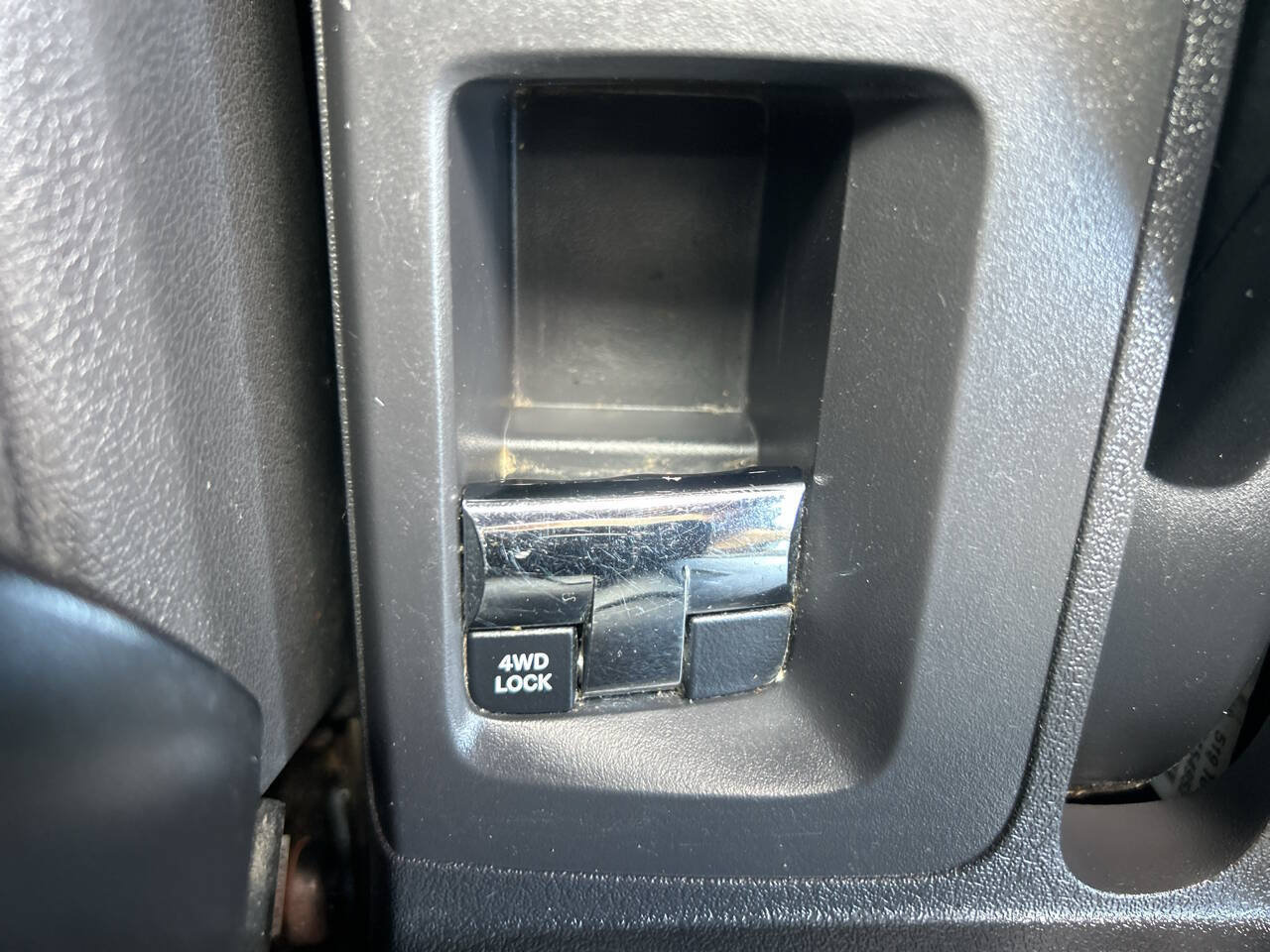 Used 2017 Jeep Patriot Sport w/ Power Value Group AWD/4WD image 29