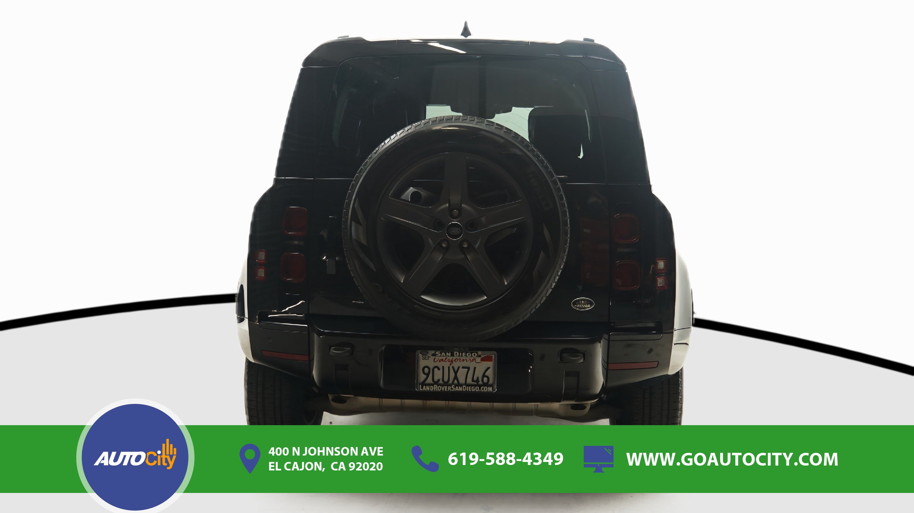 Used 2023 Land Rover Defender 110 X-Dynamic SE AWD/4WD image 12