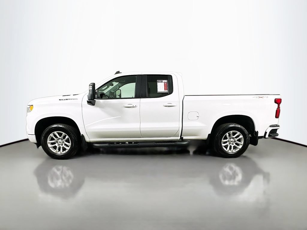 Used 2024 Chevrolet Silverado 1500 RST w/ Max Trailering Package AWD/4WD image 5