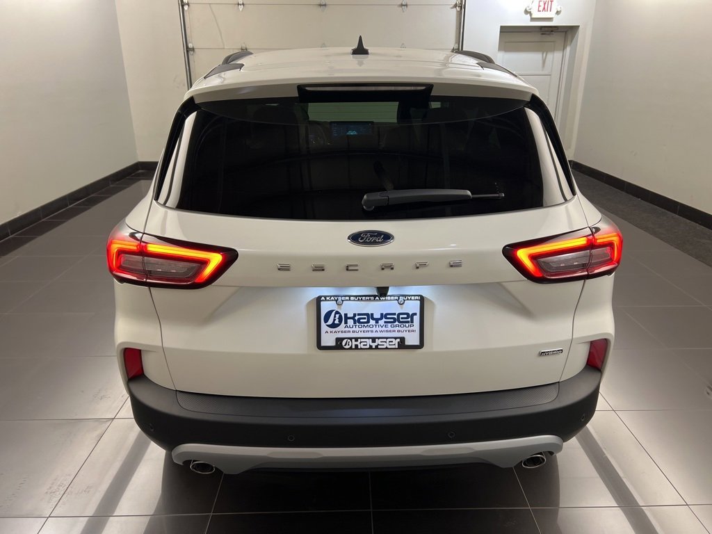 New 2025 Ford Escape SE image 5