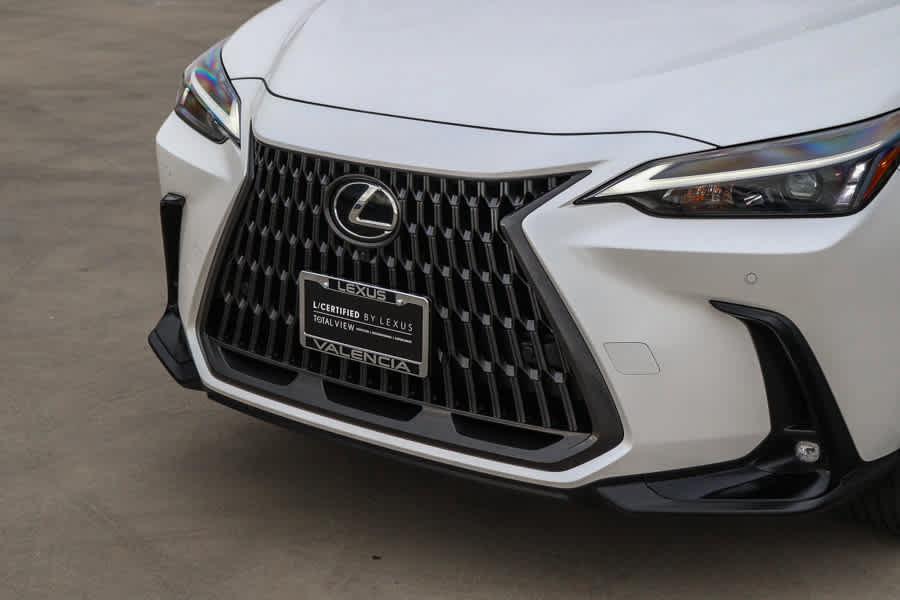 Used 2024 Lexus NX 350h AWD w/ Vision Package image 8