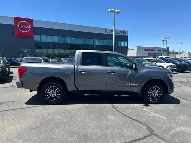 Used 2024 Nissan Titan SV w/ SV Convenience Package AWD/4WD image 13