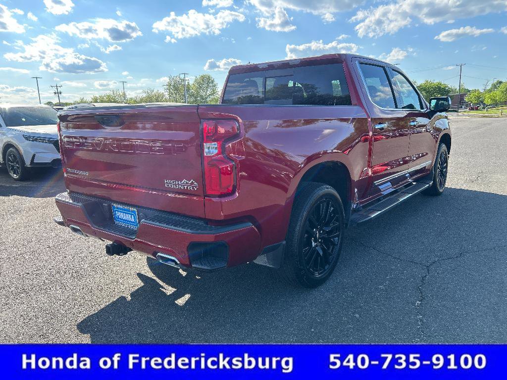 Used 2024 Chevrolet Silverado 1500 High Country w/ Technology Package AWD/4WD image 6
