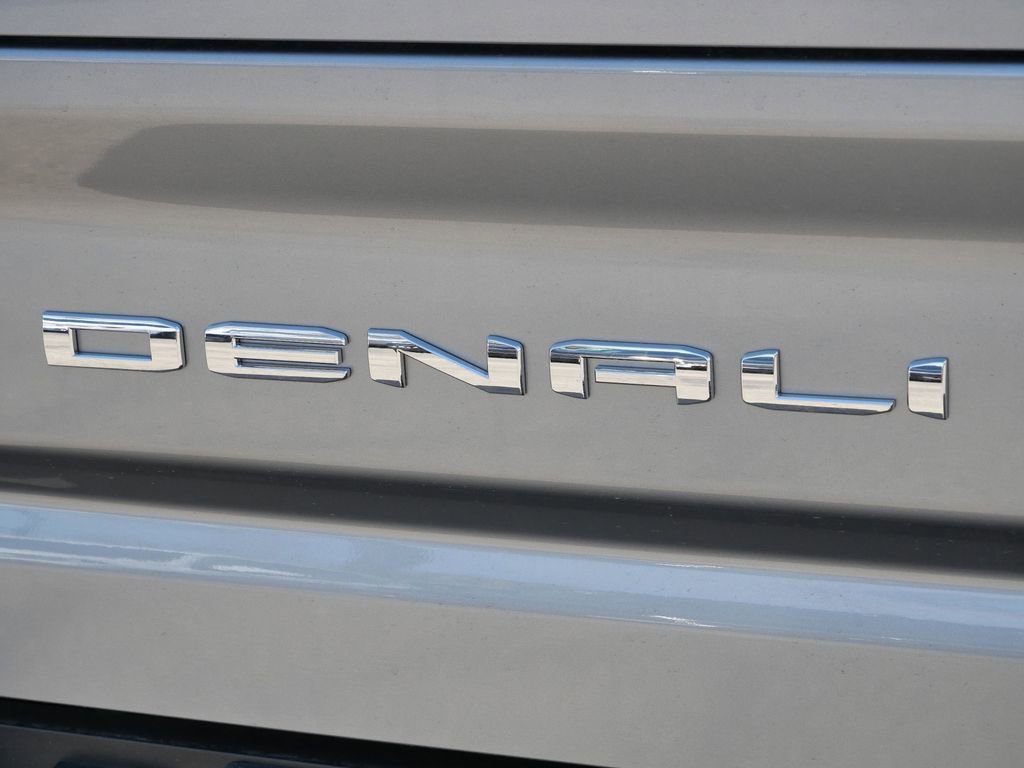 New 2026 GMC Sierra 3500 Denali w/ Denali Reserve Package AWD/4WD image 14