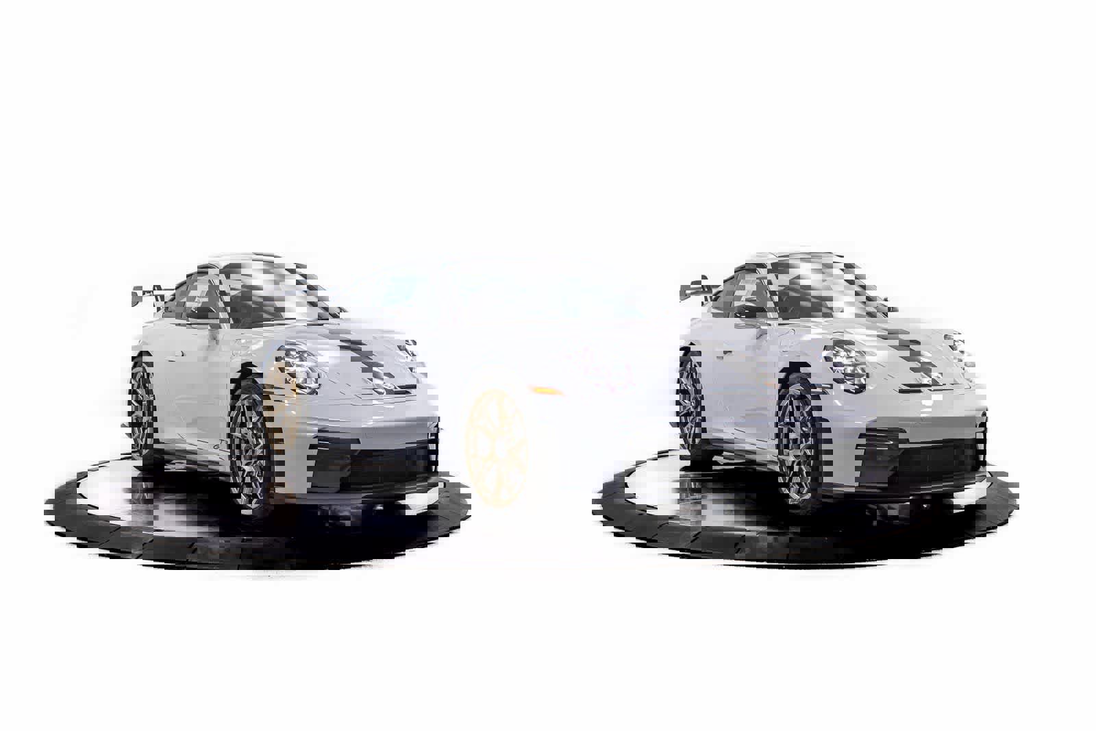 New 2026 Porsche 911 GT3 image 9