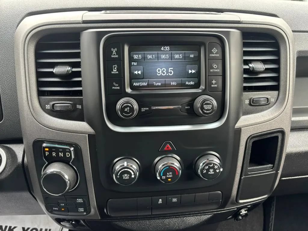 Used 2018 RAM 1500 ST AWD/4WD image 20