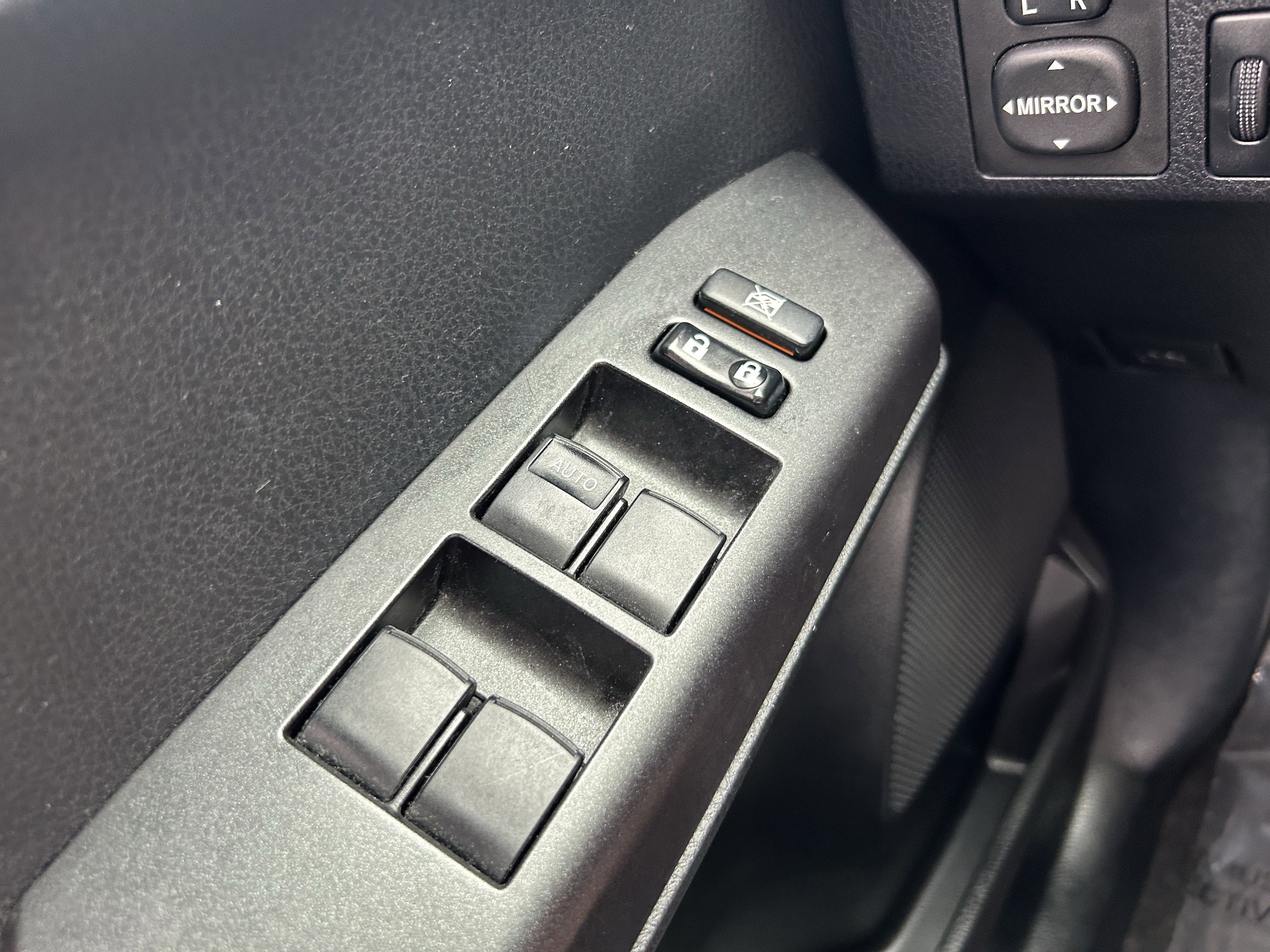 Used 2016 Toyota RAV4 XLE image 19