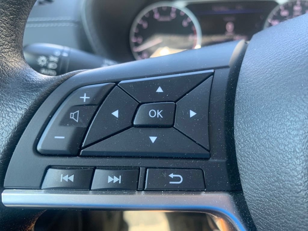 Certified 2023 Nissan Sentra SV FWD image 15