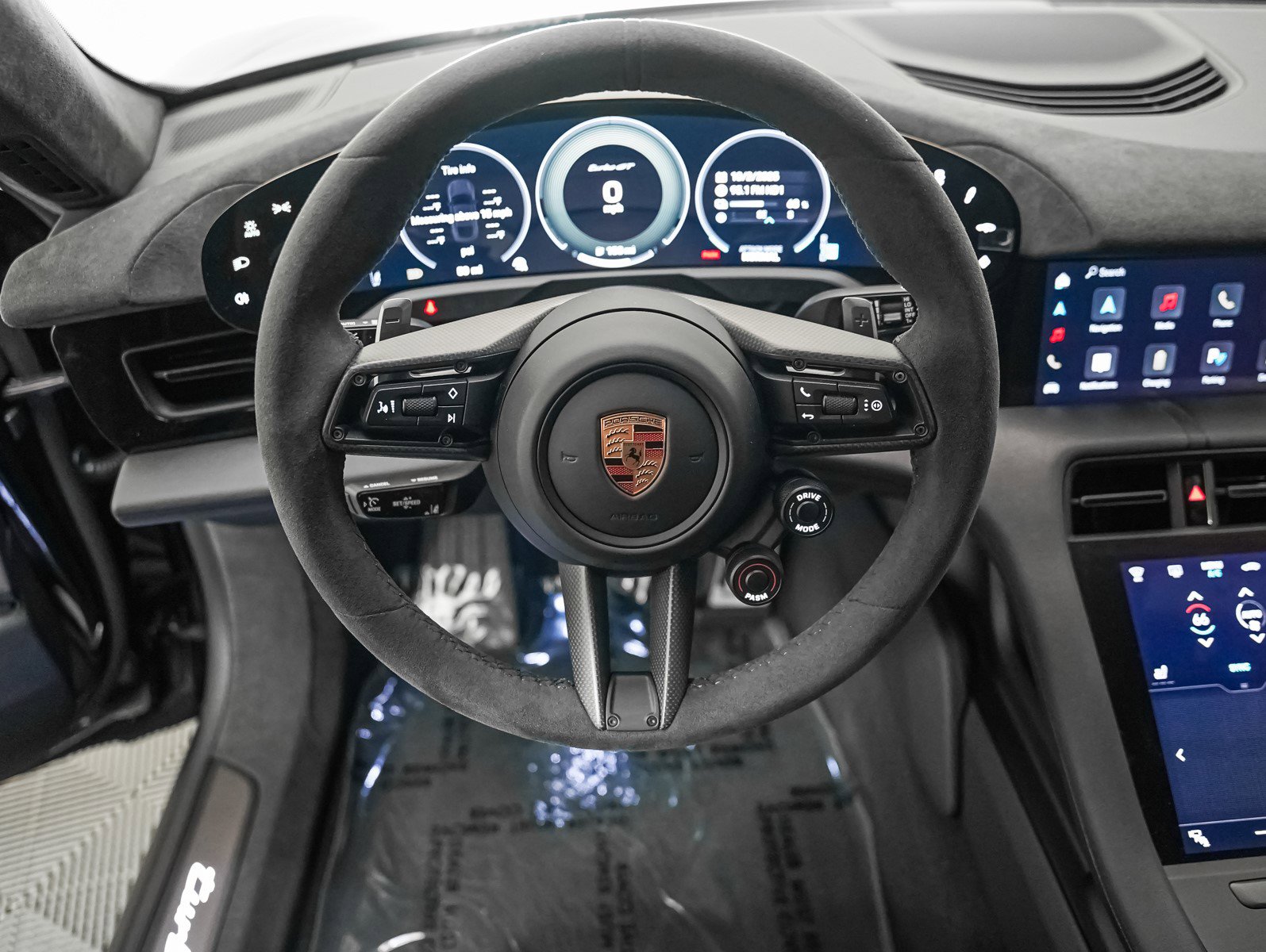 Used 2025 Porsche Taycan Turbo GT image 15