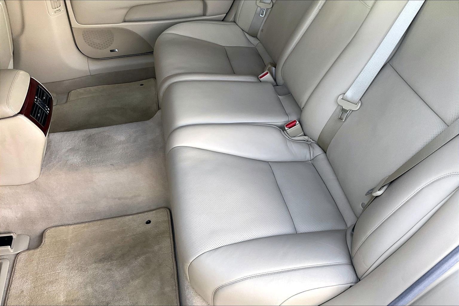 Used 2007 Lexus LS 460 L RWD image 17