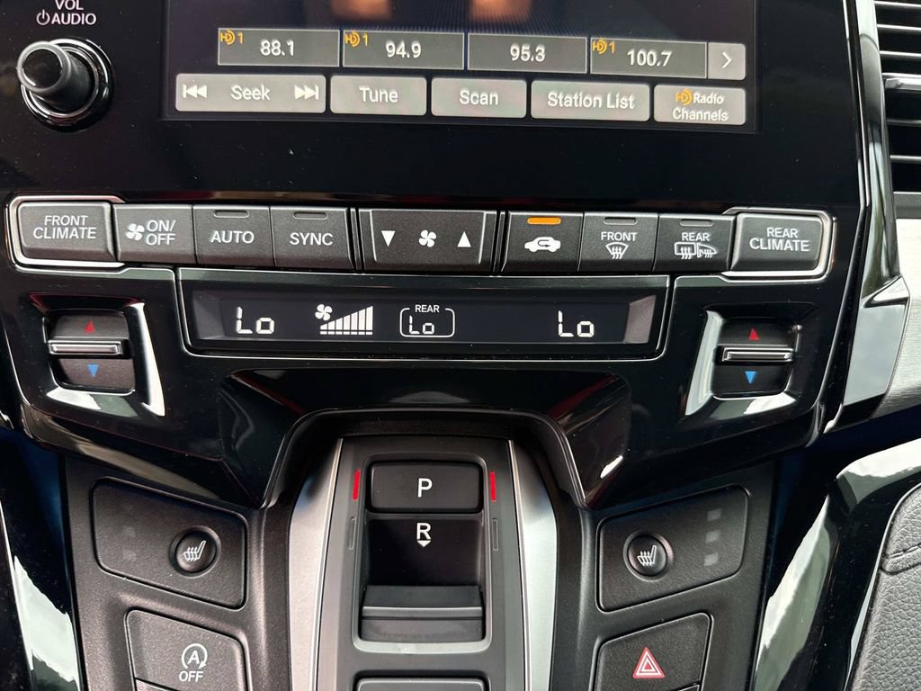 Used 2023 Honda Odyssey Touring image 31