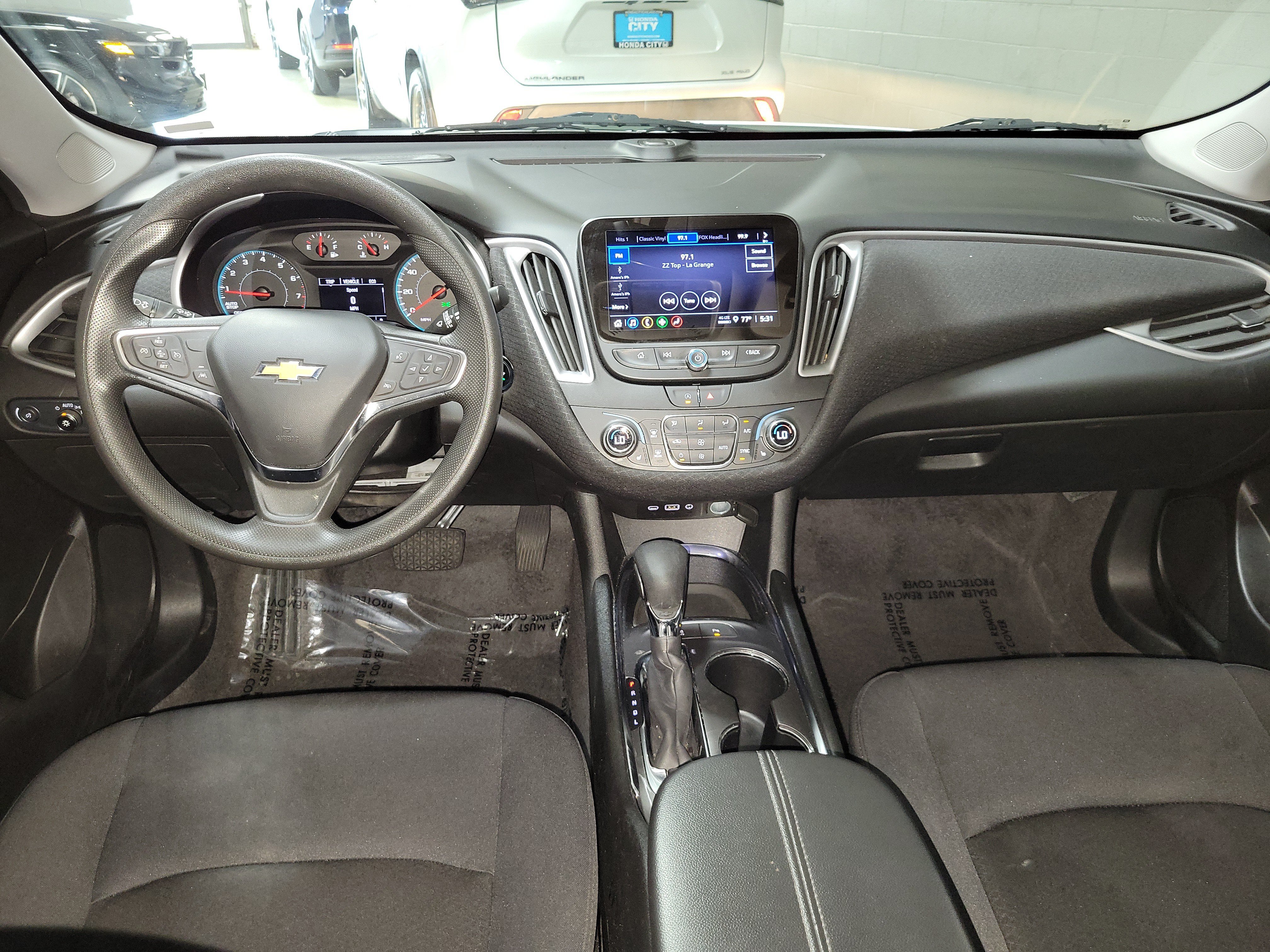 Used 2025 Chevrolet Malibu LT FWD image 12