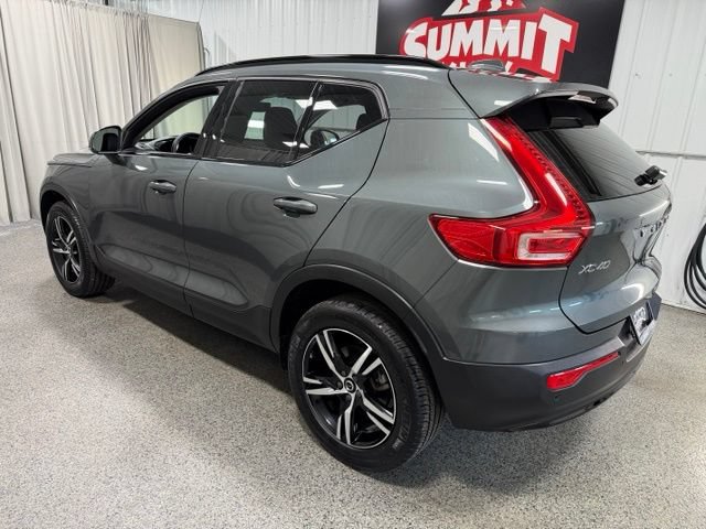 Used 2026 Volvo XC40 B5 Core AWD/4WD image 6