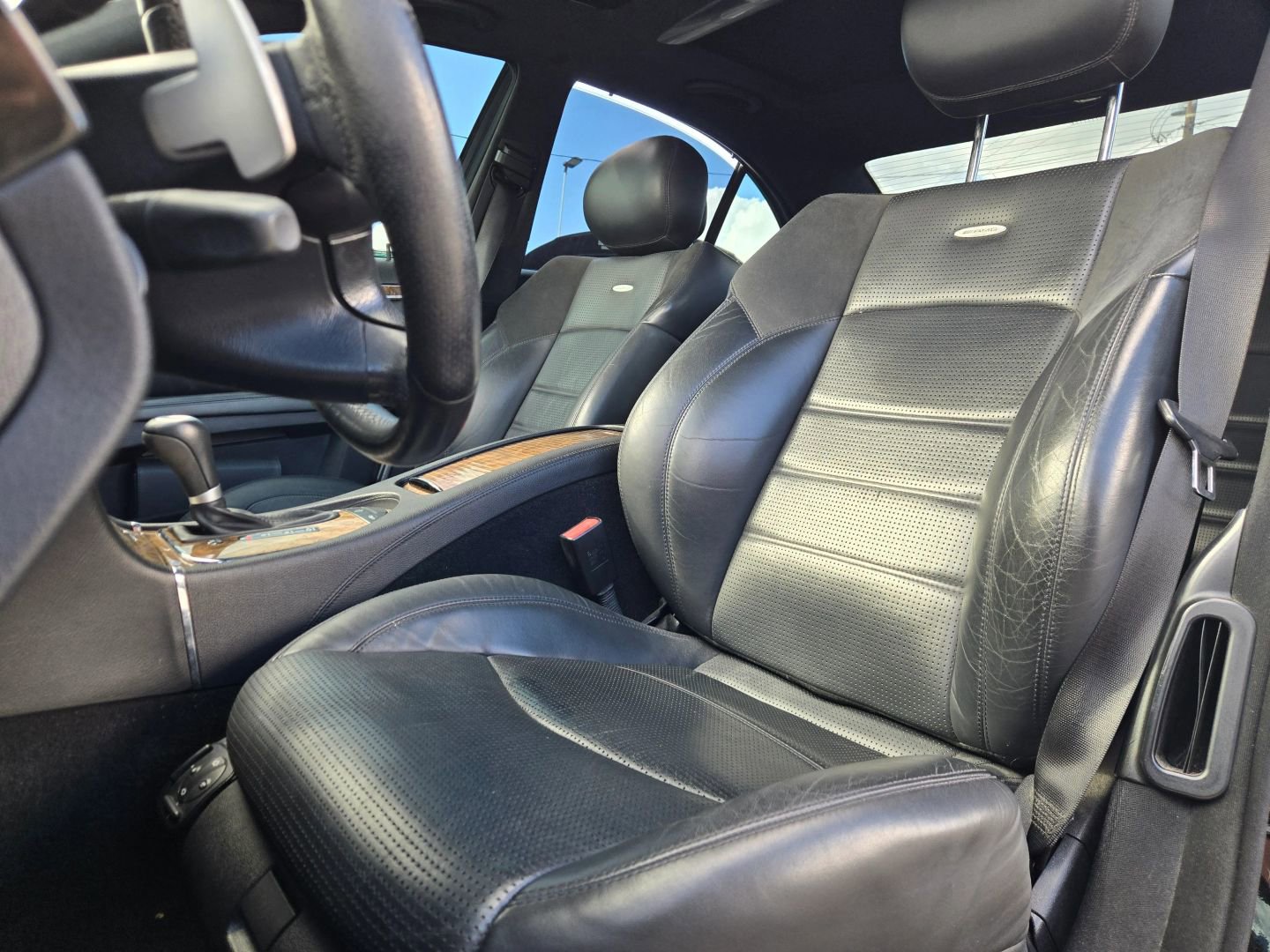 Used 2009 Mercedes-Benz E 63 AMG Sedan image 10