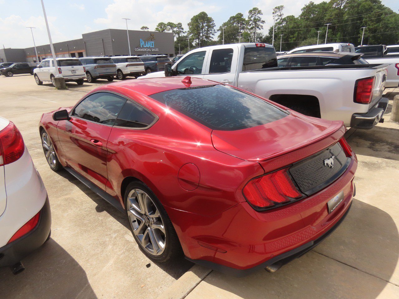 Used 2020 Ford Mustang Premium w/ Equipment Group 201A RWD image 13