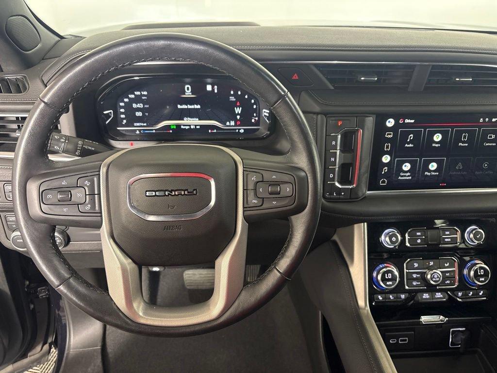 Used 2022 GMC Yukon Denali AWD/4WD image 16