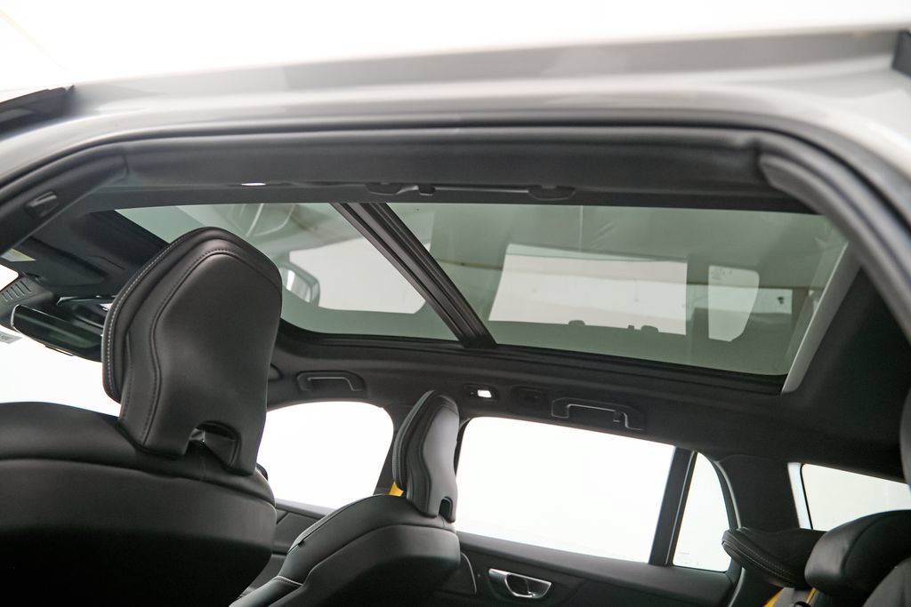 Certified 2024 Volvo V60 T8 Polestar AWD/4WD image 31