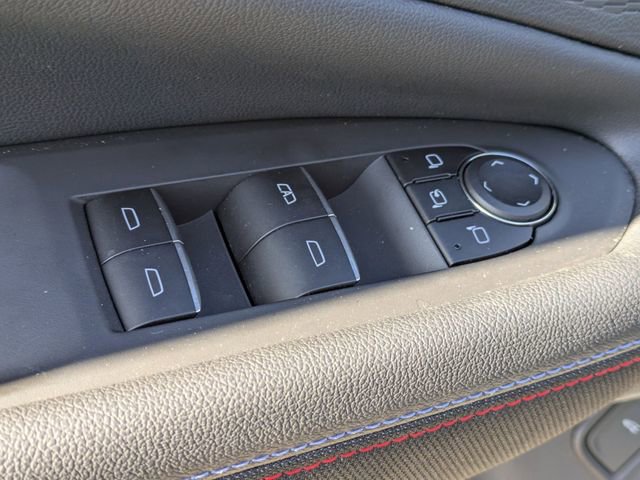 New 2025 Chevrolet Blazer EV RS image 9