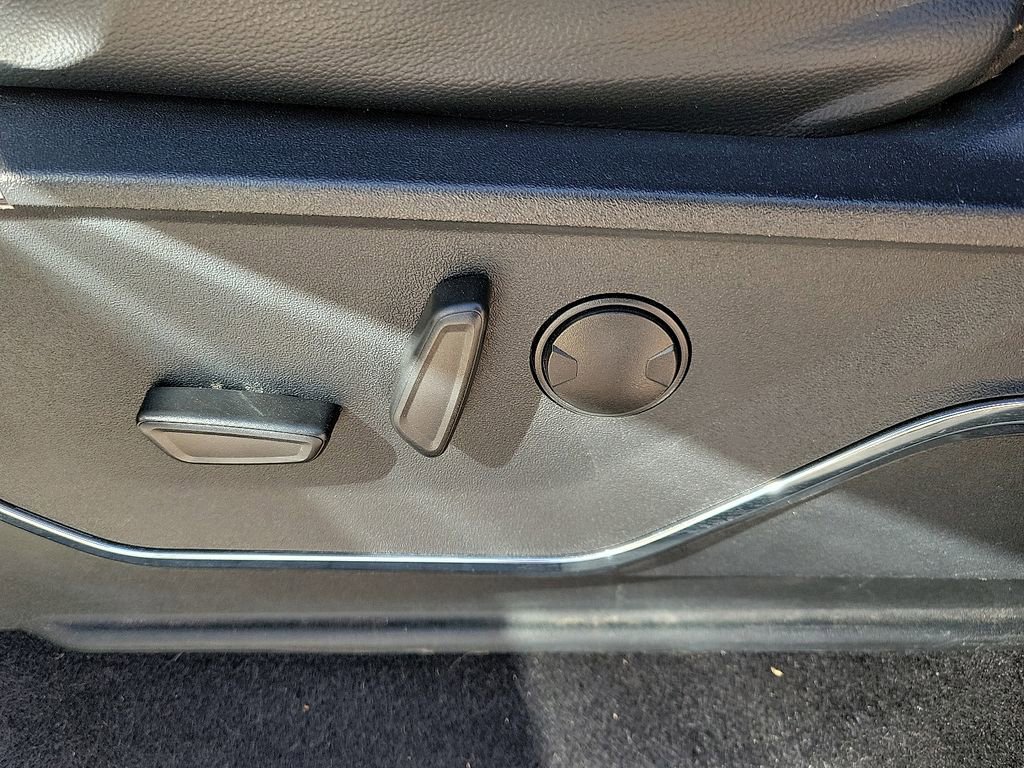 Used 2023 Ford F150 Lariat image 20